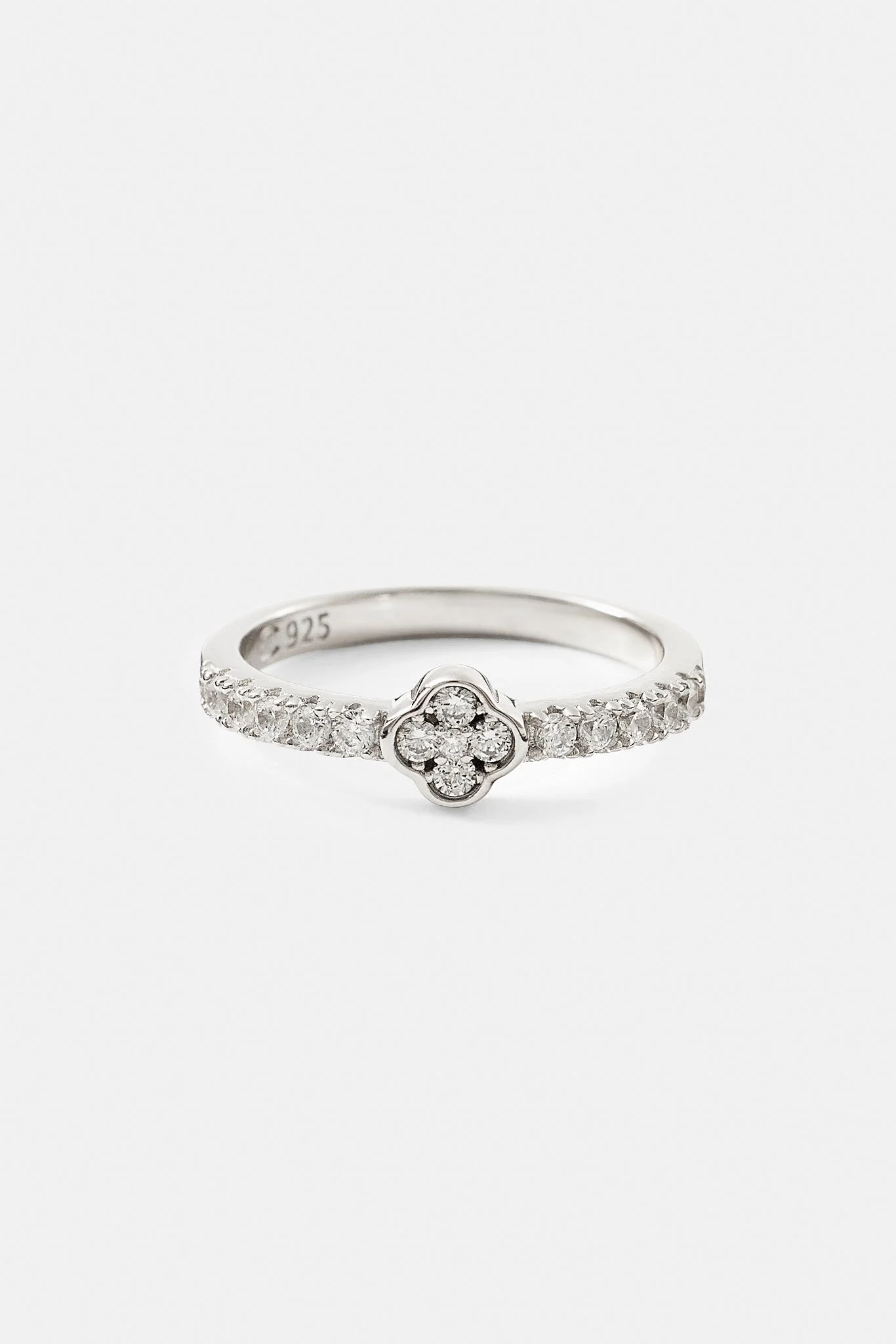 Iced Motif Ring - 6mm - Image 3